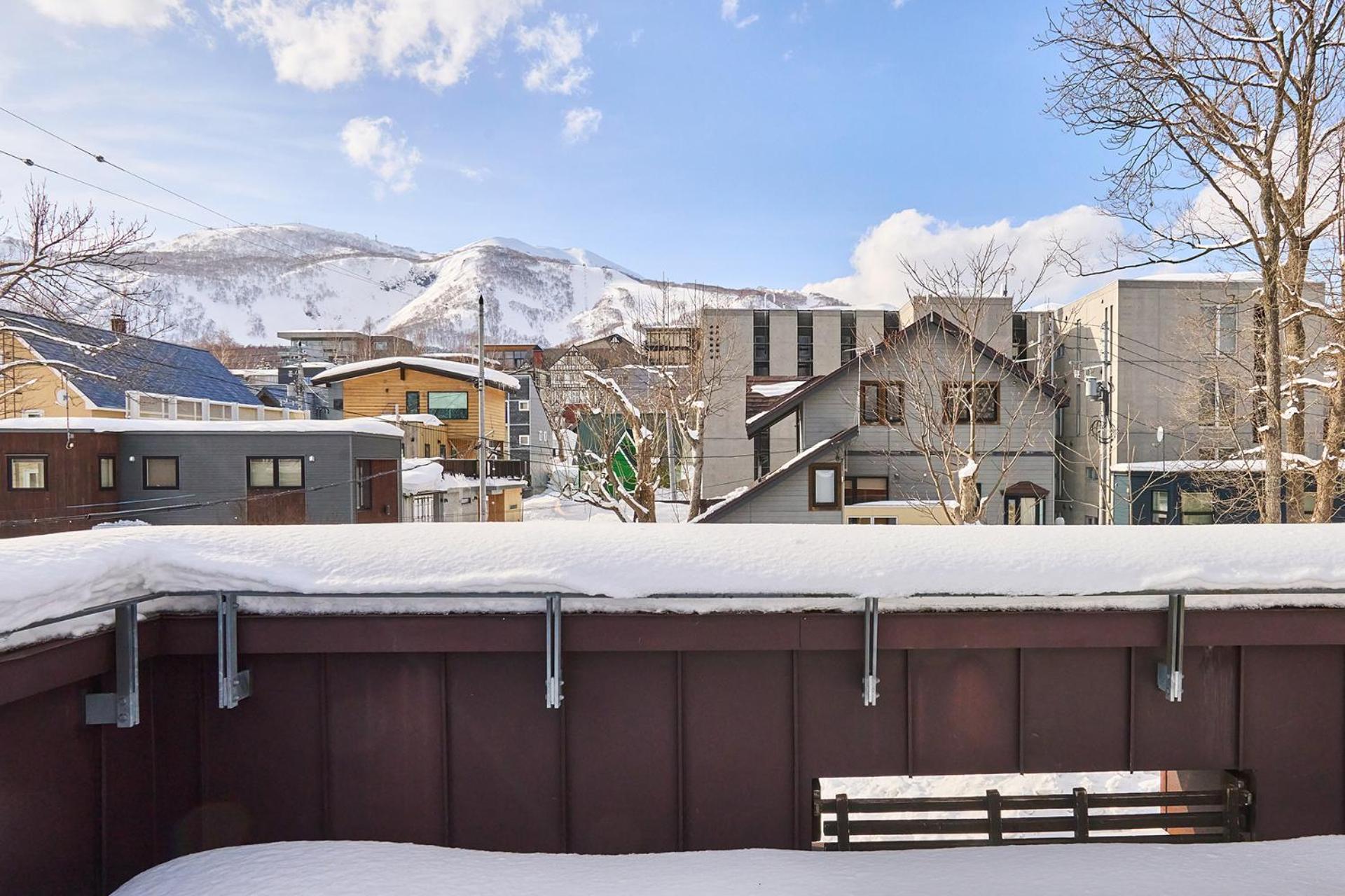 Niseko Central Houses And Apartments Kutchan Exterior photo