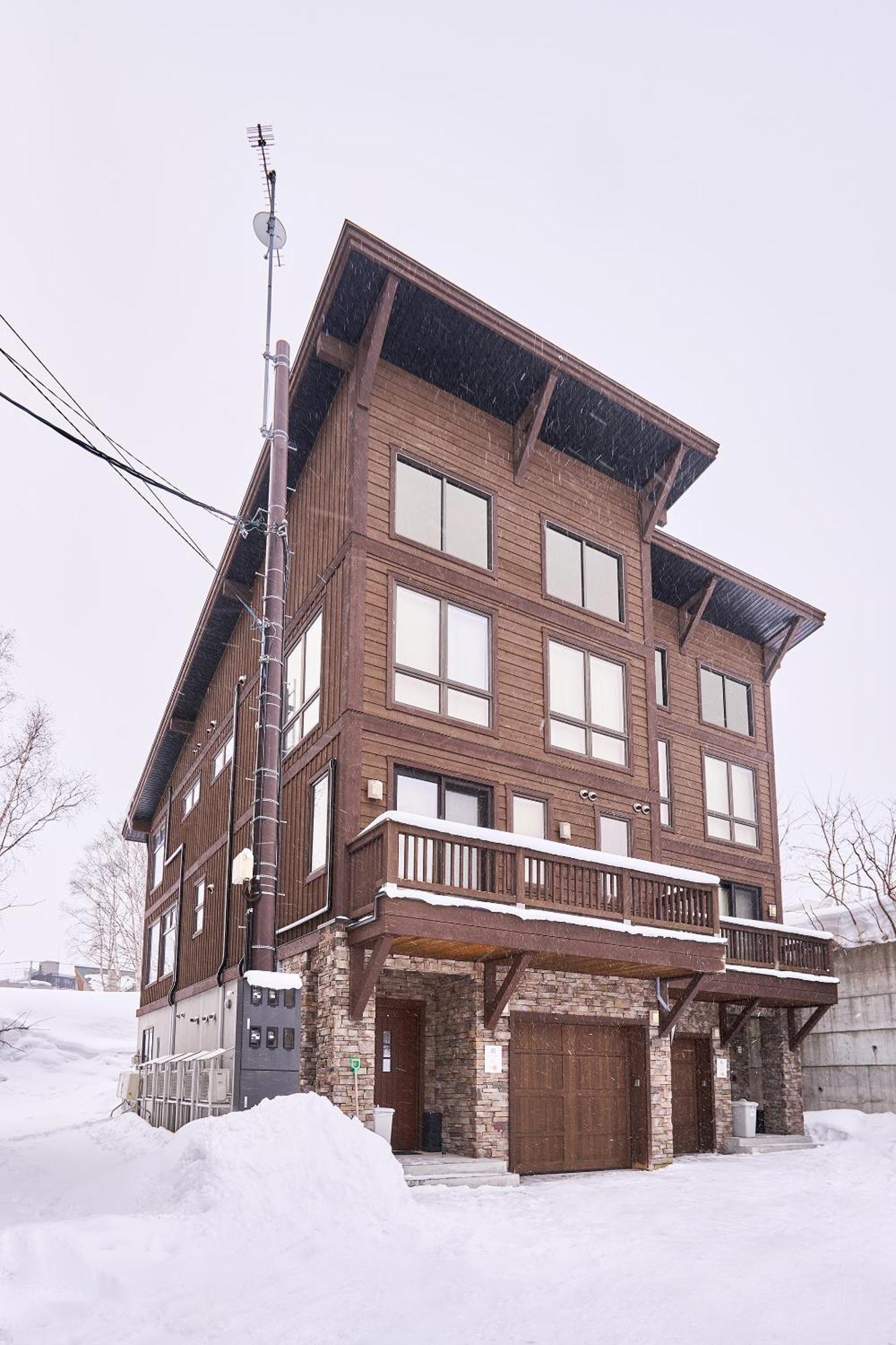 Niseko Central Houses And Apartments Kutchan Exterior photo